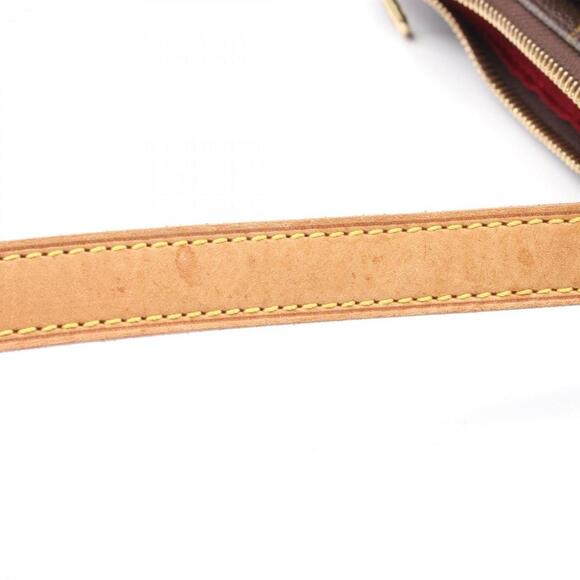 LOUIS VUITTON Brown Monogram Leather Shoulder Bag - Picture 9 of 11